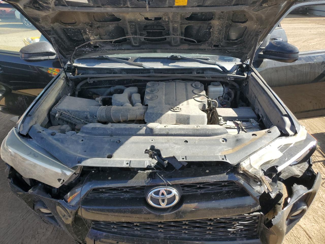 2014 Toyota 4Runner Sr5 VIN: JTEBU5JRXE5153935 Lot: 77088434