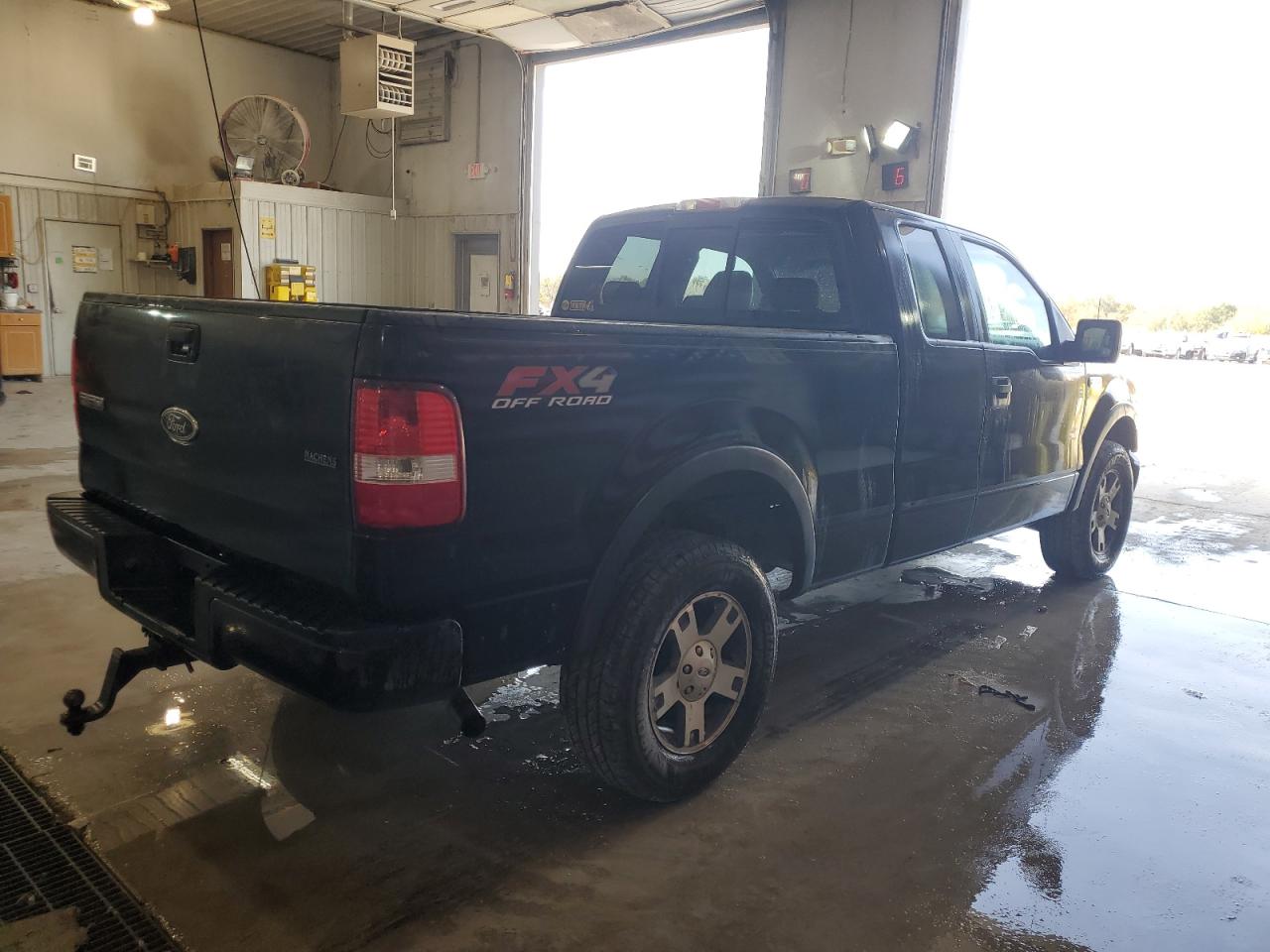 2005 Ford F-150 - Image 3