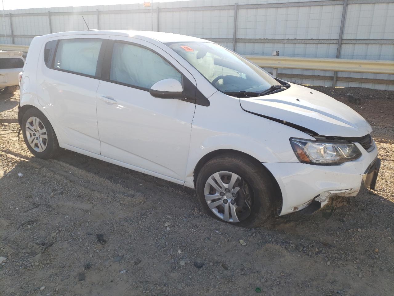 2017 Chevrolet Sonic - Image 4