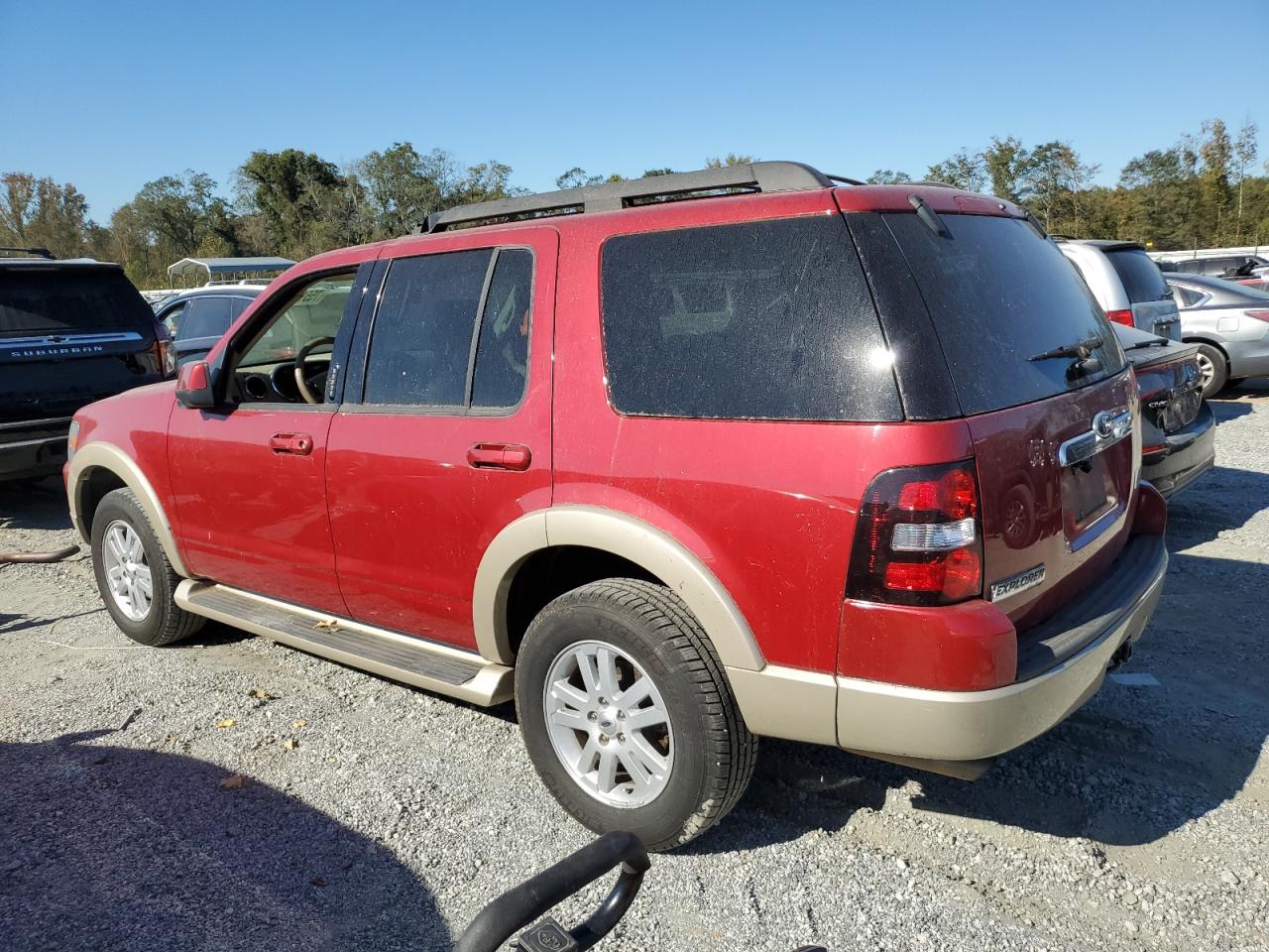 2010 Ford Explorer - Image 2