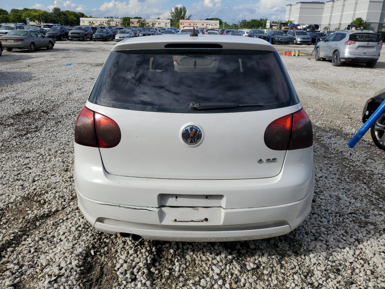 2007 Volkswagen Rabbit VIN: WVWCR71K47W062715 Lot: 74681134