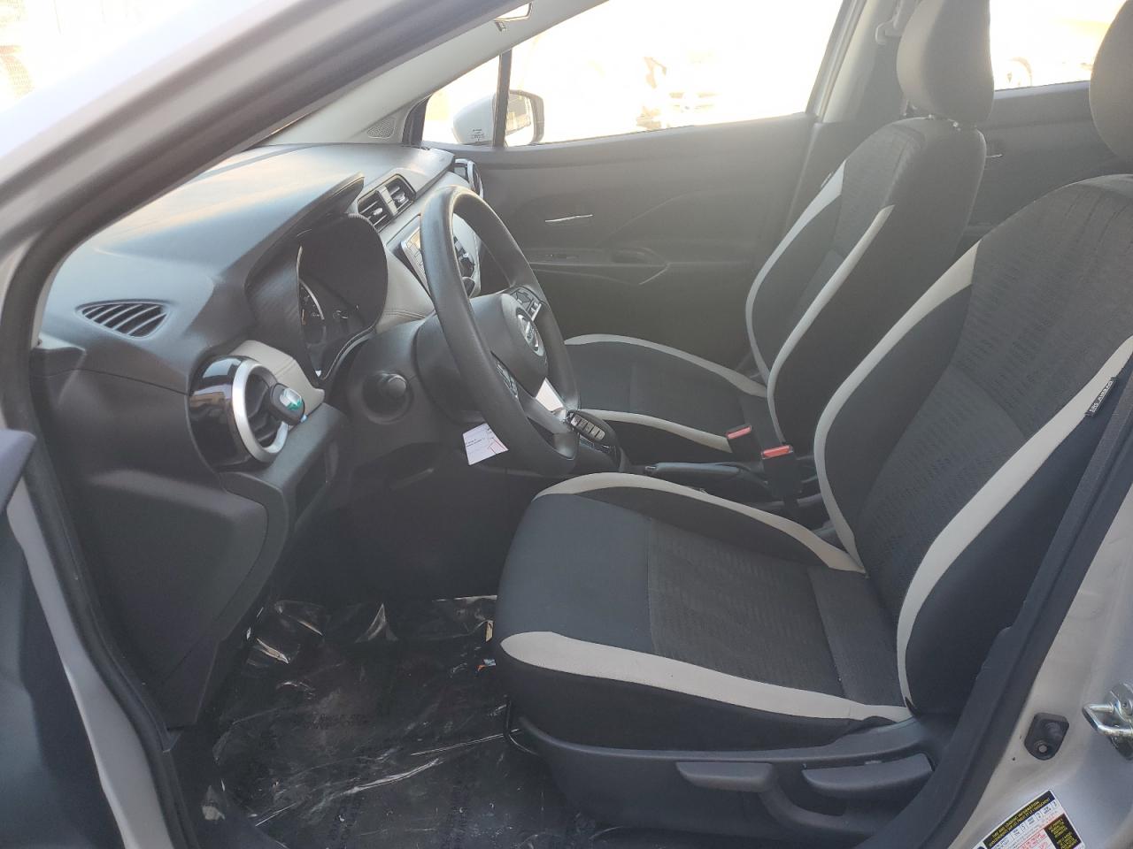 2020 Nissan Versa - Image 7
