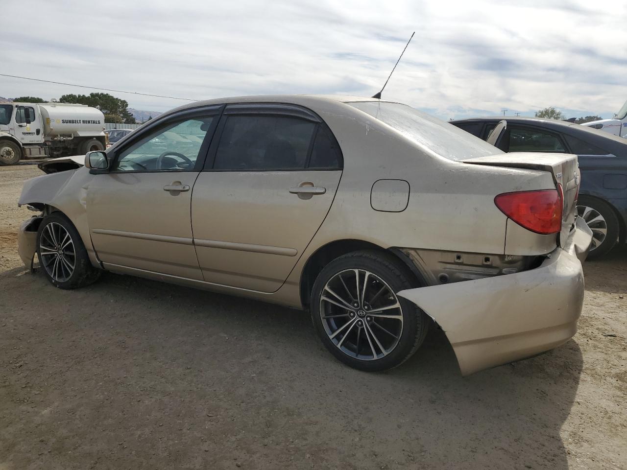 2004 Toyota Corolla - Image 2