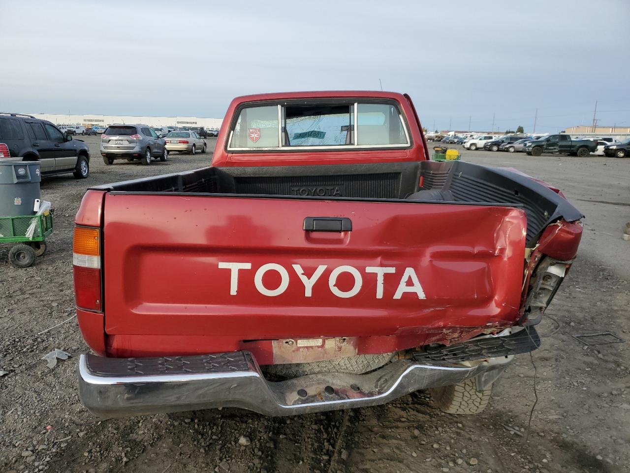 1993 Toyota Pickup 1/2 Ton Short Wheelbase Dx VIN: 4TARN01P1PZ066305 Lot: 76637404