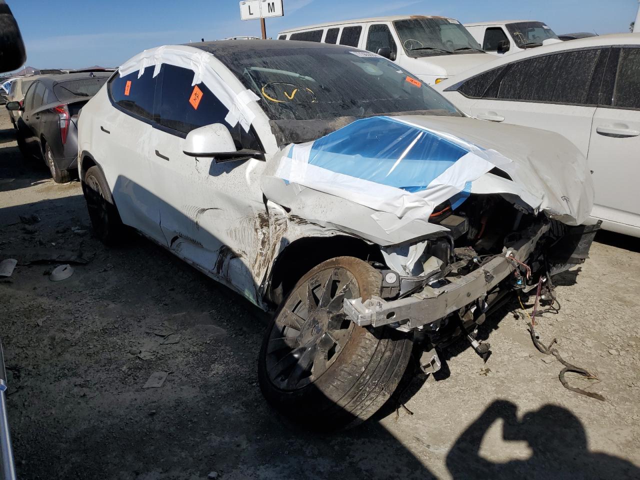 VIN 7SAYGDEEXNF325891 2022 TESLA MODEL Y no.4