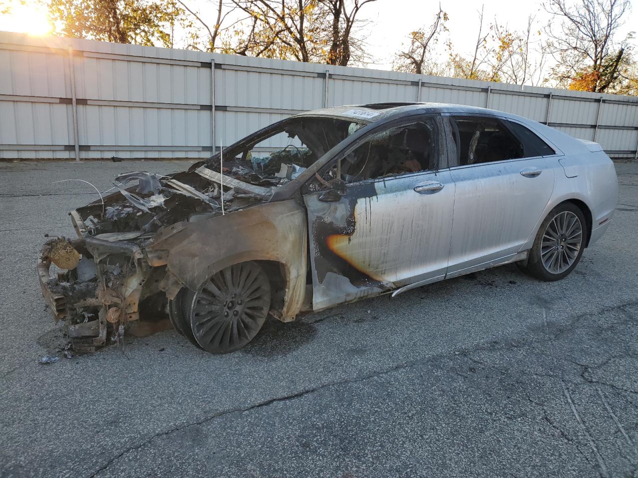 2016 Lincoln Mkz VIN: 3LN6L2J95GR610427 Lot: 71435614