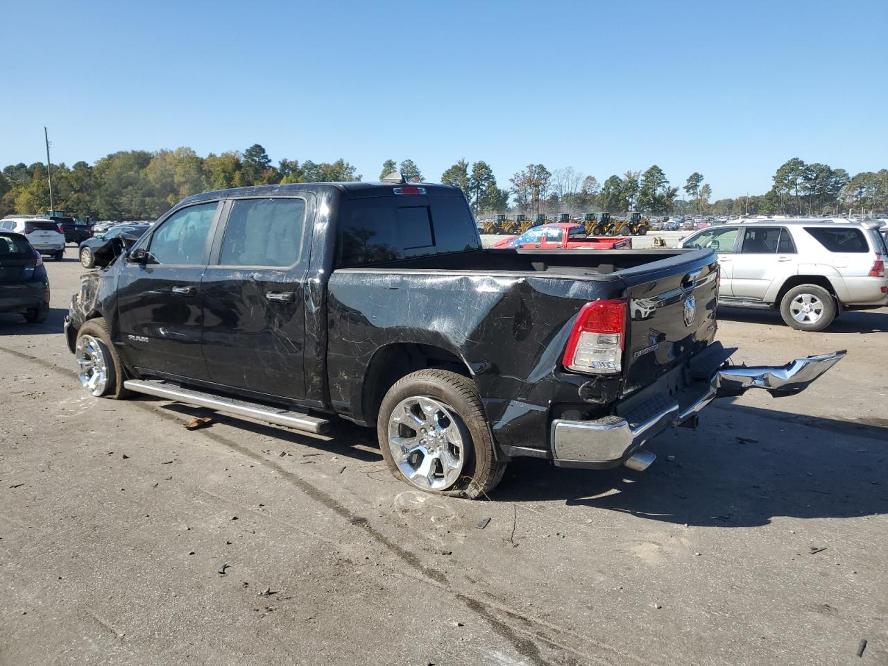 2019 RAM 1500 - Image 2