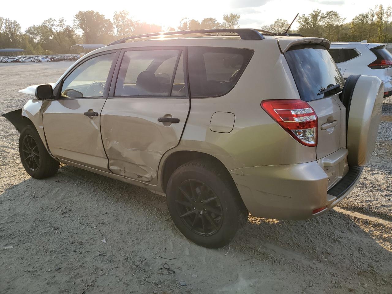 2010 Toyota RAV 4 - Image 2