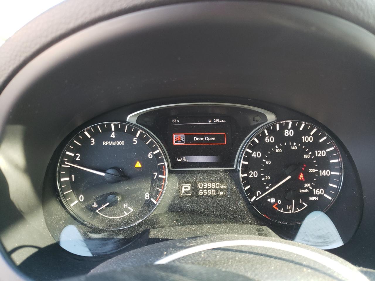 2015 Nissan Altima - Image 9