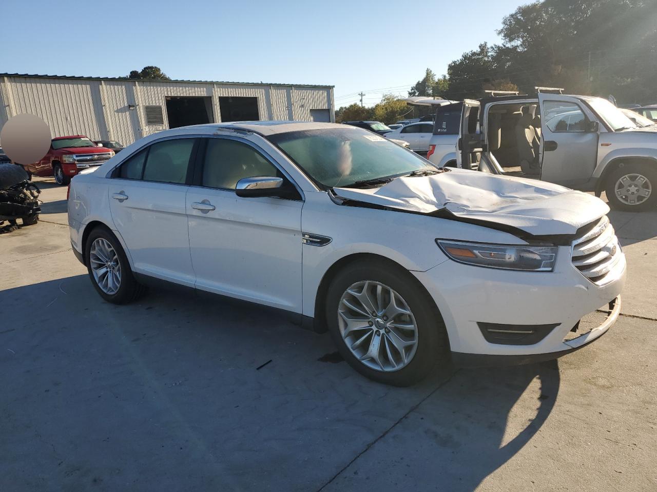 2013 Ford Taurus - Image 4
