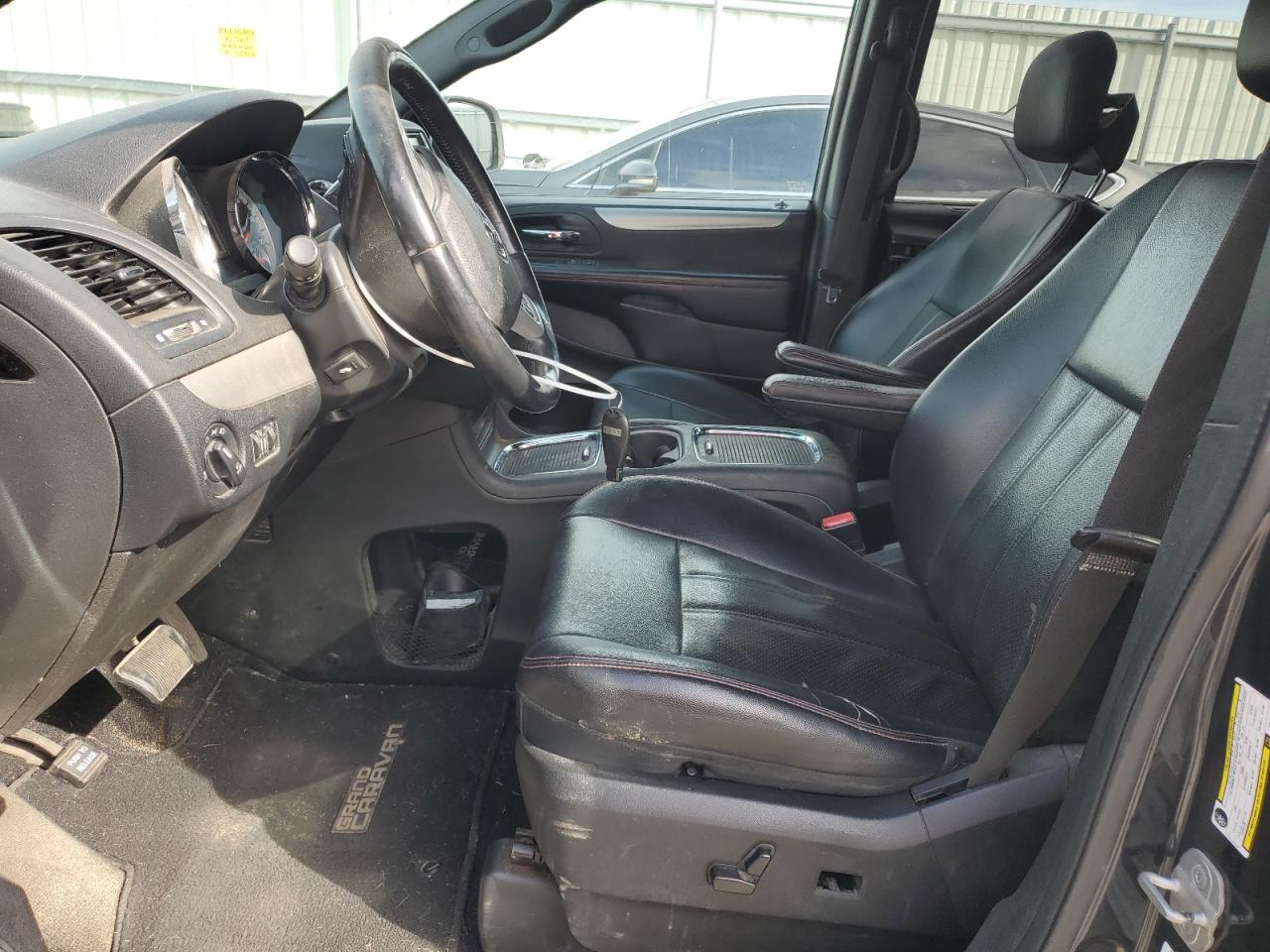 2013 Dodge Caravan - Image 7