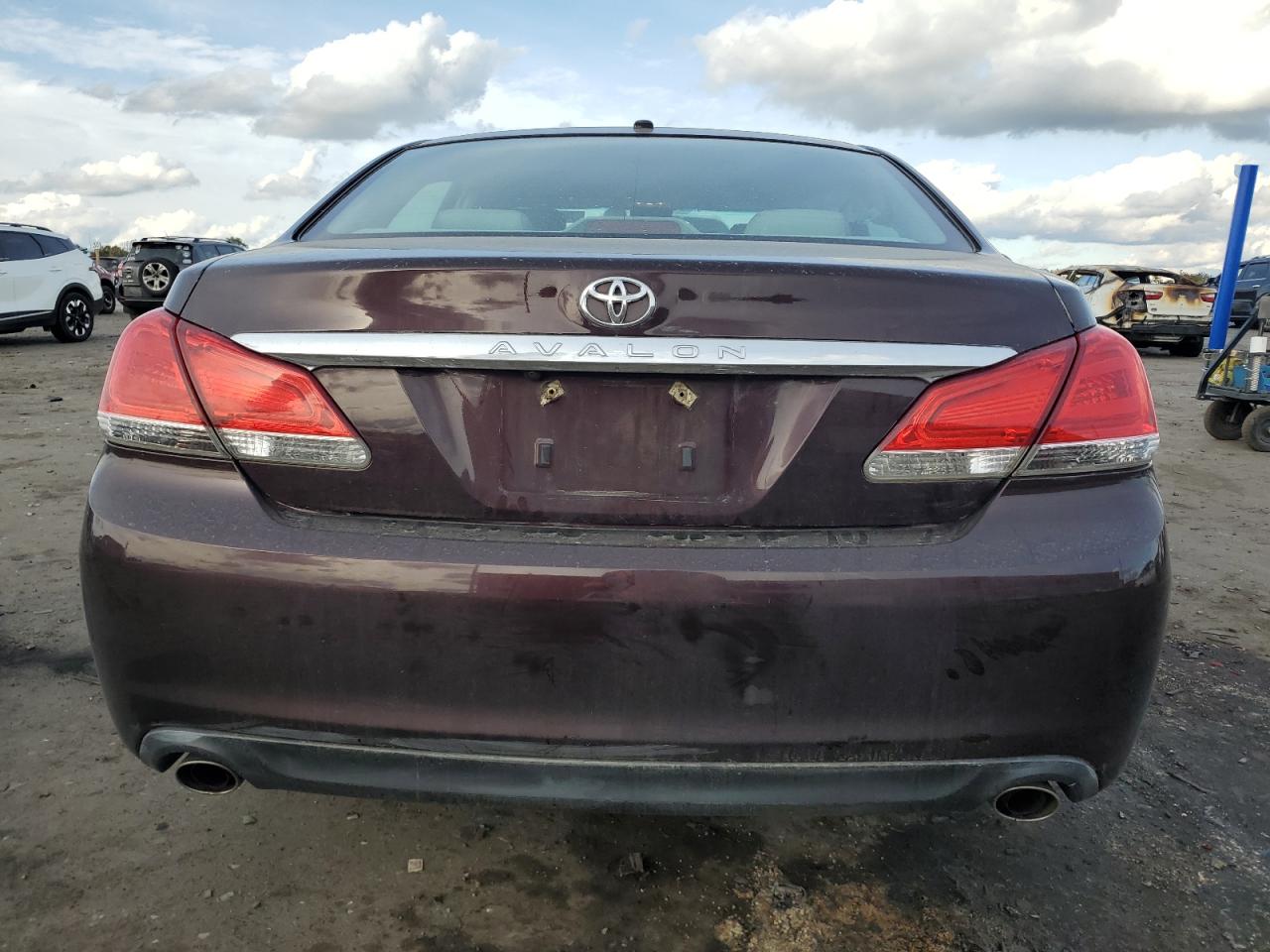 2011 Toyota Avalon Base VIN: 4T1BK3DB4BU404927 Lot: 76000194