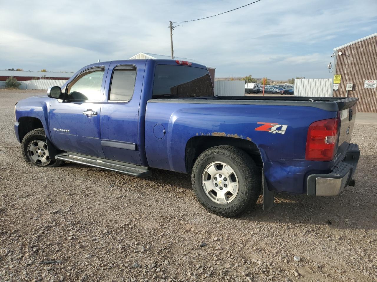 2011 Chevrolet Silverado - Image 2