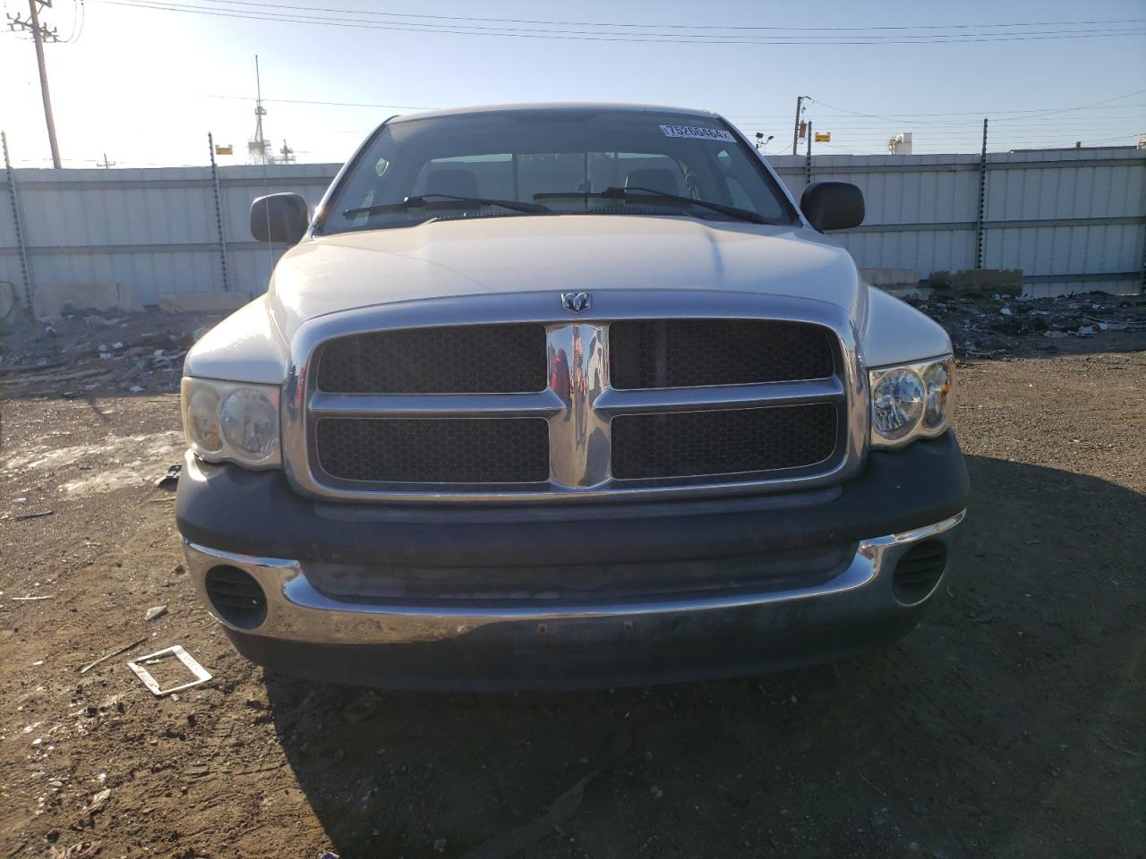 2004 Dodge RAM - Image 5