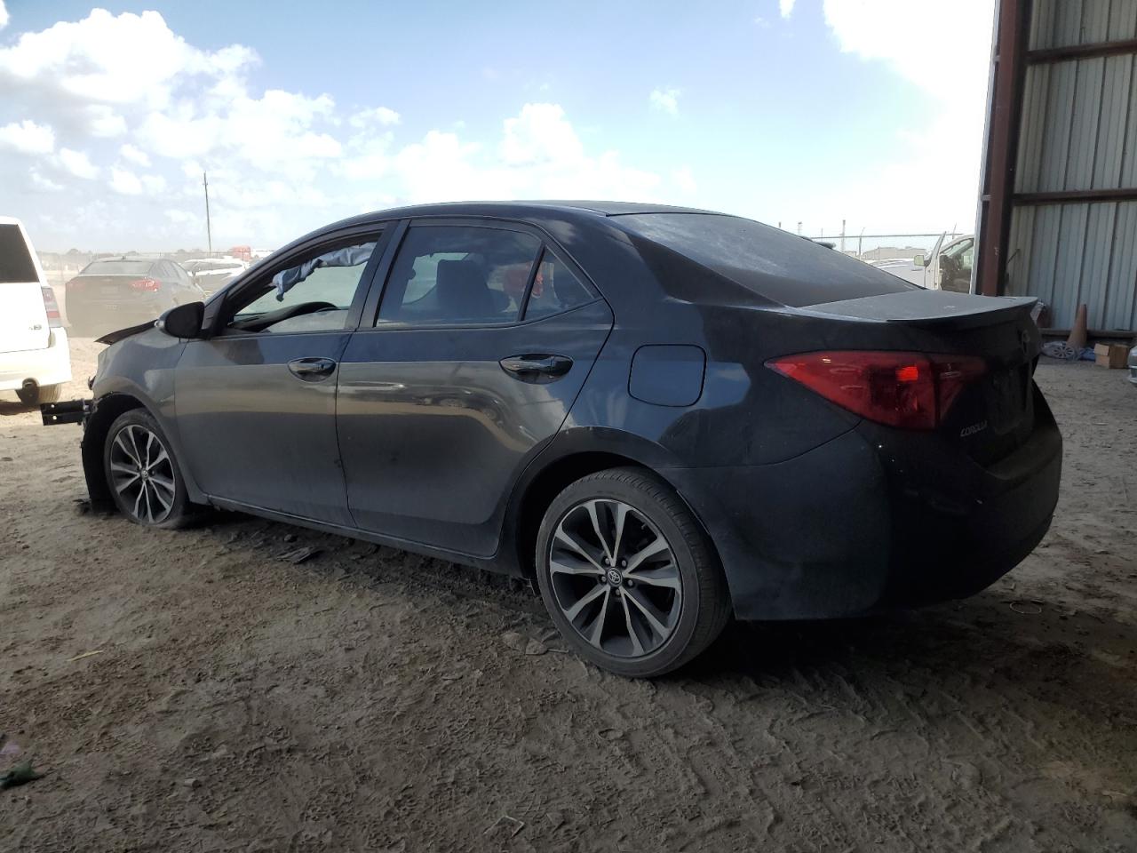 VIN 5YFBURHE2JP773349 2018 TOYOTA COROLLA no.2