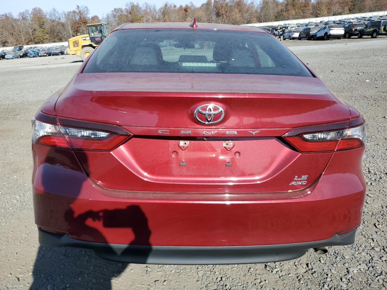 4T1C11BK1NU056667 2022 Toyota Camry Le