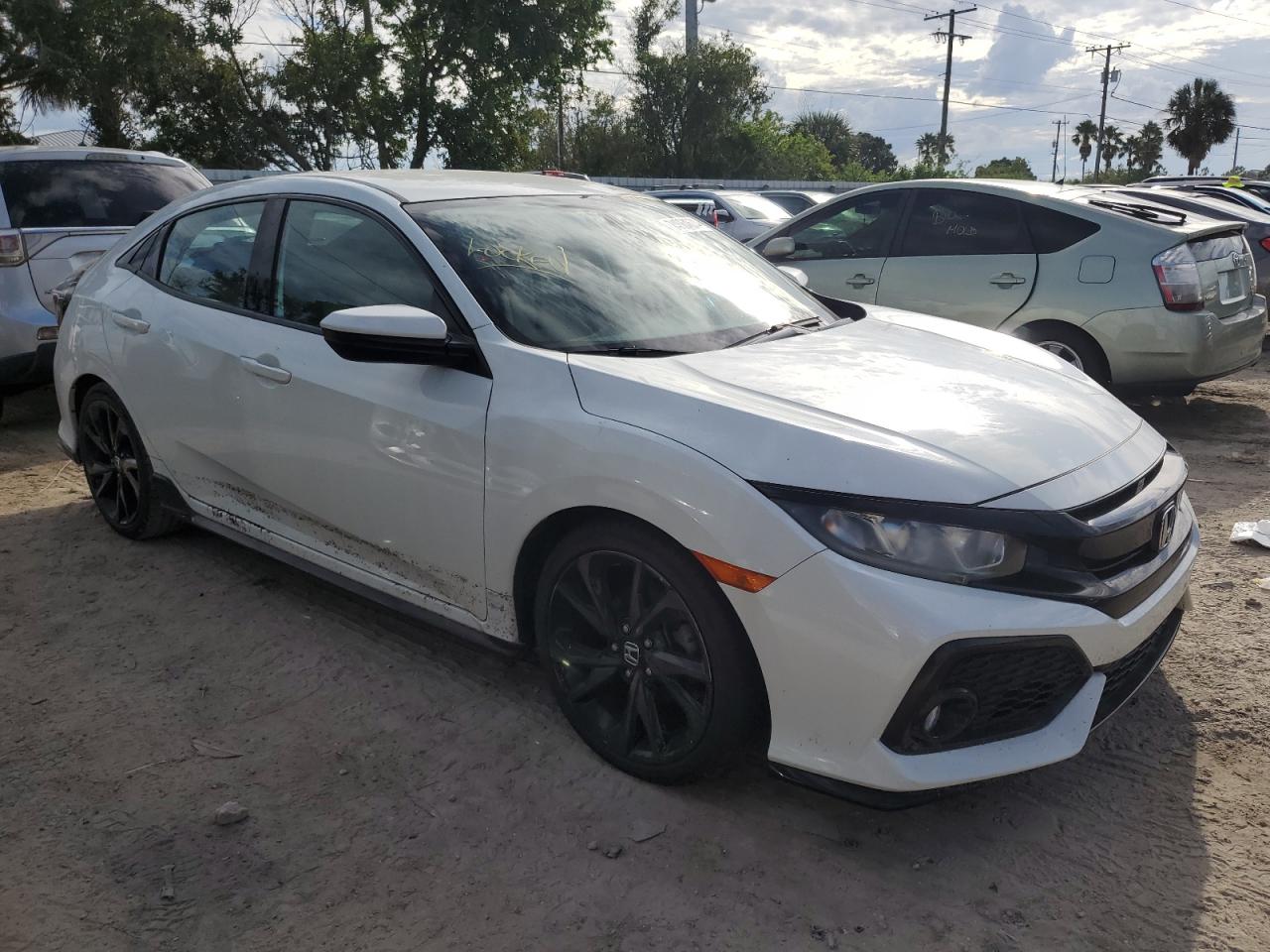 SHHFK7H43JU211067 2018 Honda Civic Sport