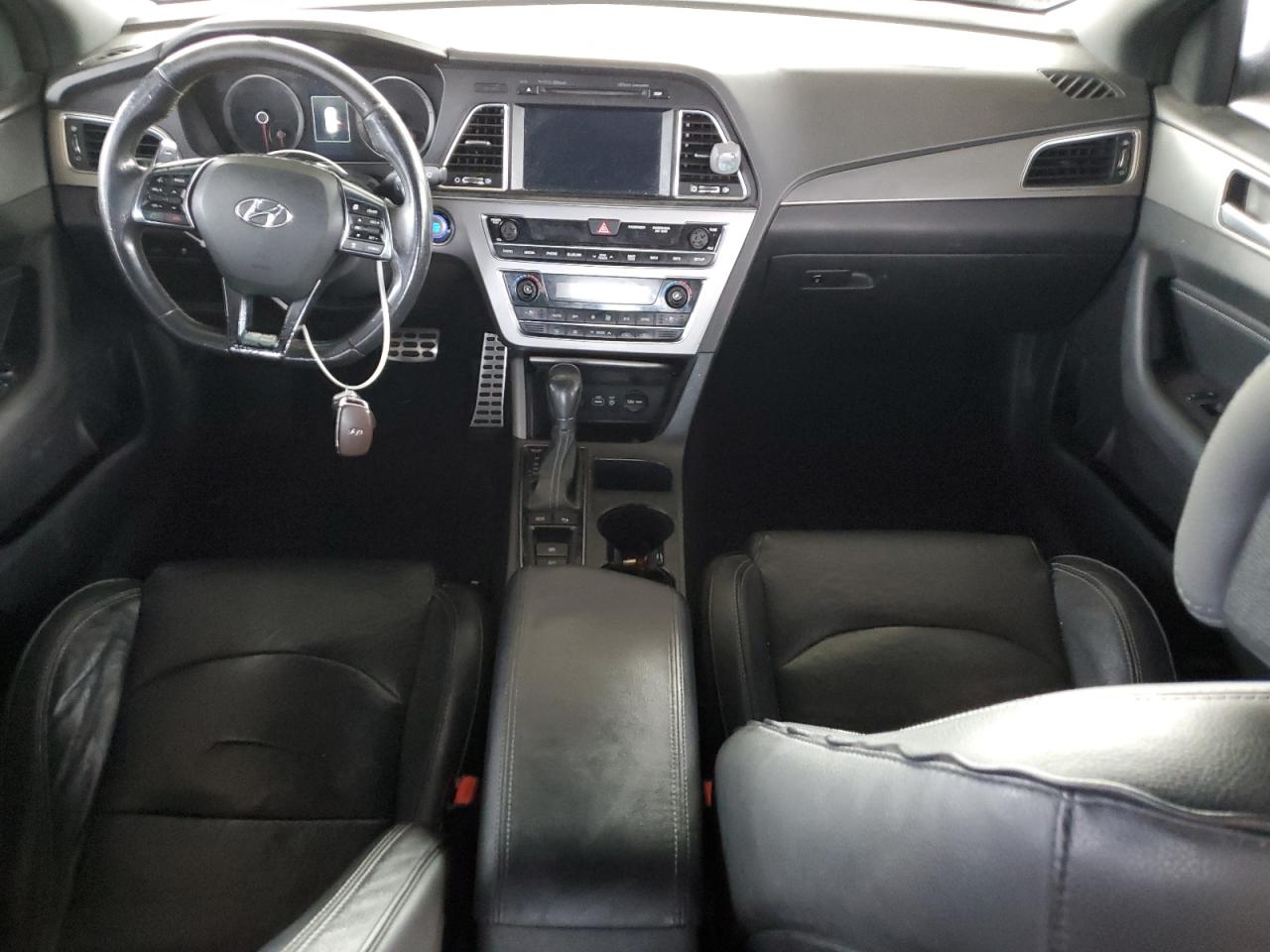 2015 Hyundai Sonata - Image 8