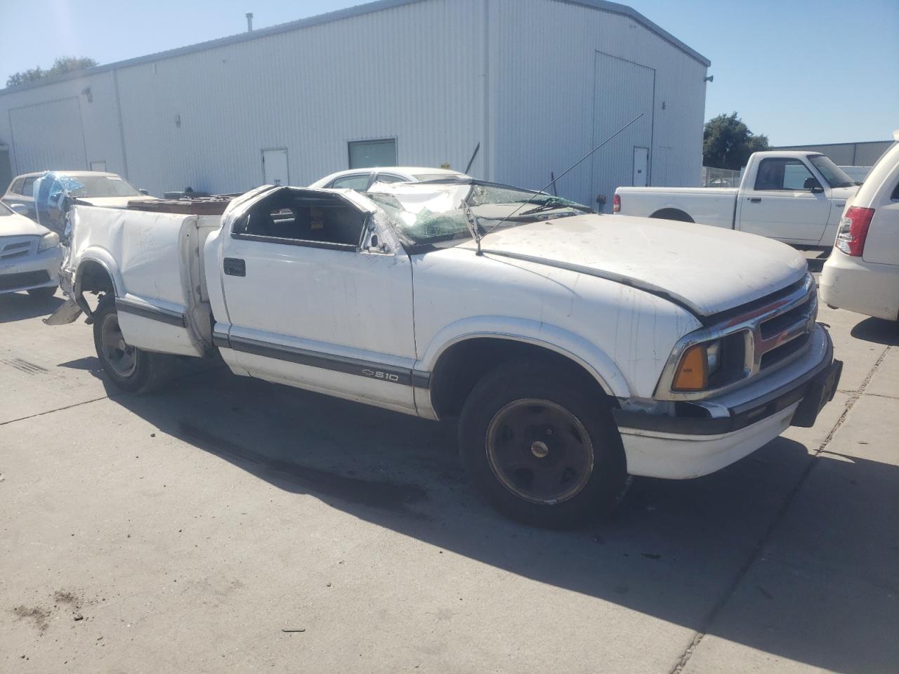 1995 Chevrolet S-10 Pickup - Image 4