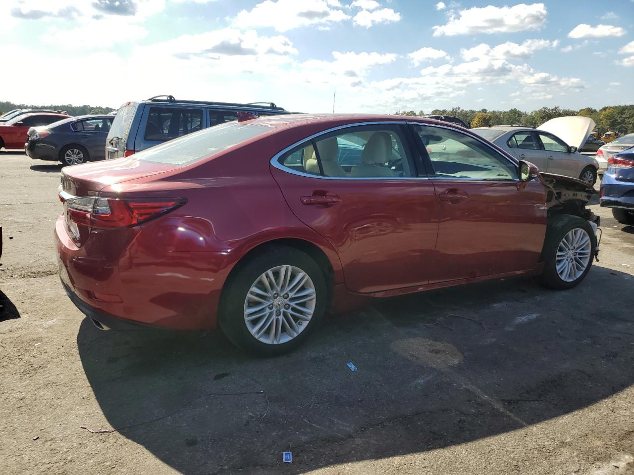 2017 Lexus ES - Image 3