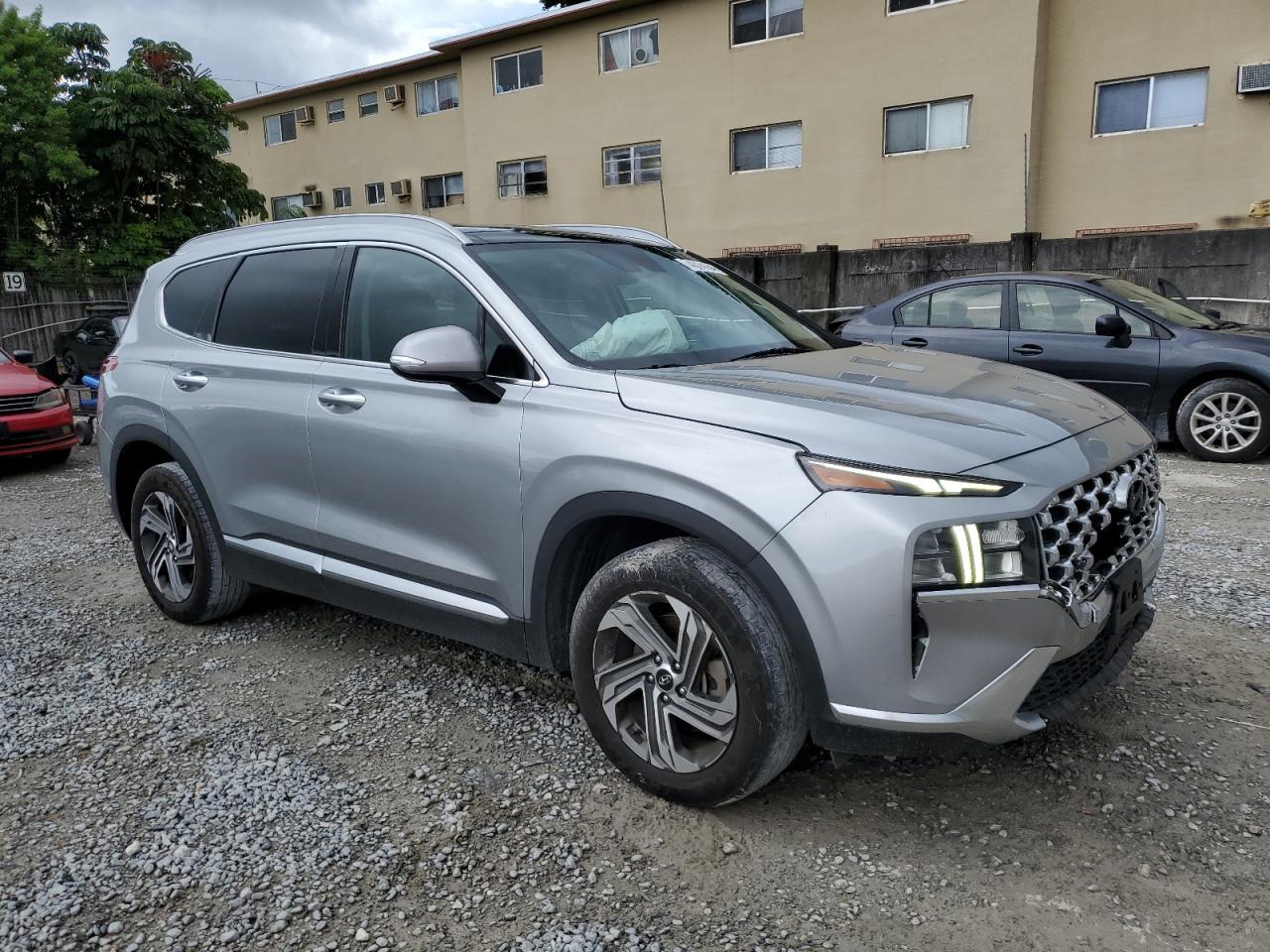 2022 Hyundai Santa Fe - Image 4
