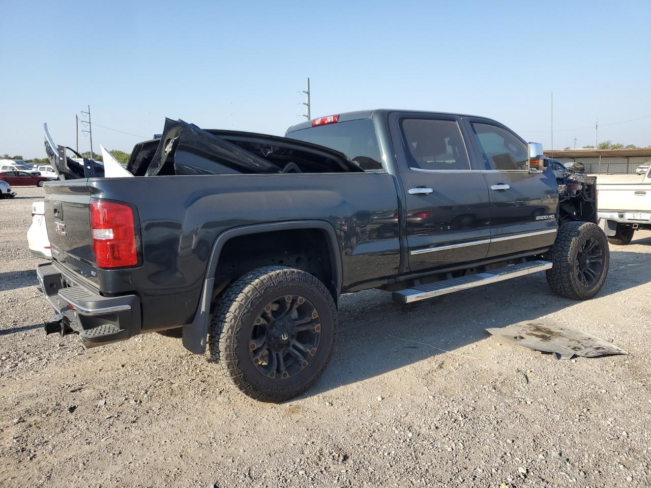 2018 GMC Sierra - Image 3