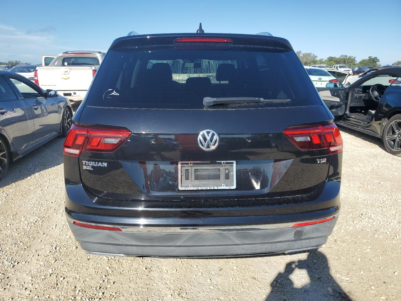 2018 Volkswagen Tiguan Se VIN: 3VV3B7AX8JM023232 Lot: 73928664