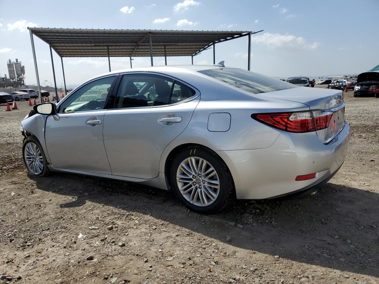 2013 Lexus ES - Image 2