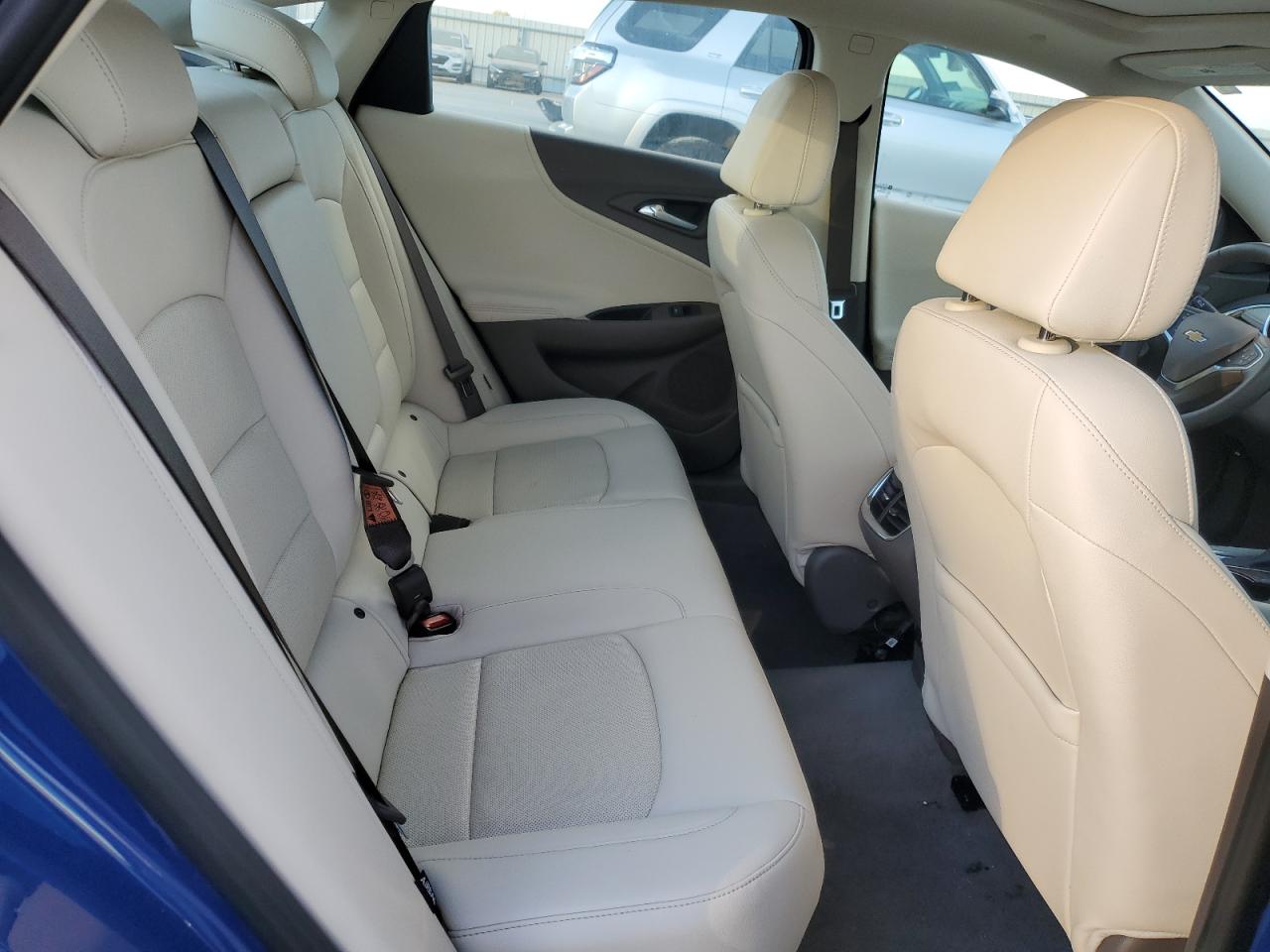 2023 Chevrolet Malibu - Image 10