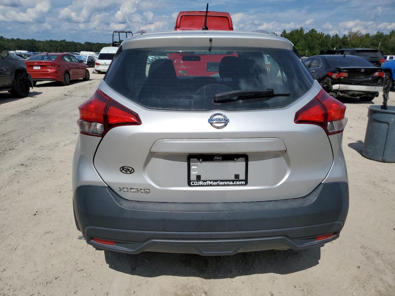 3N1CP5CU2KL512498 2019 Nissan Kicks S