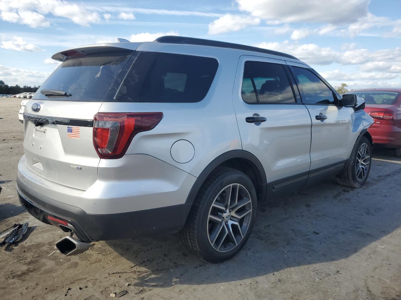 2017 Ford Explorer - Image 3