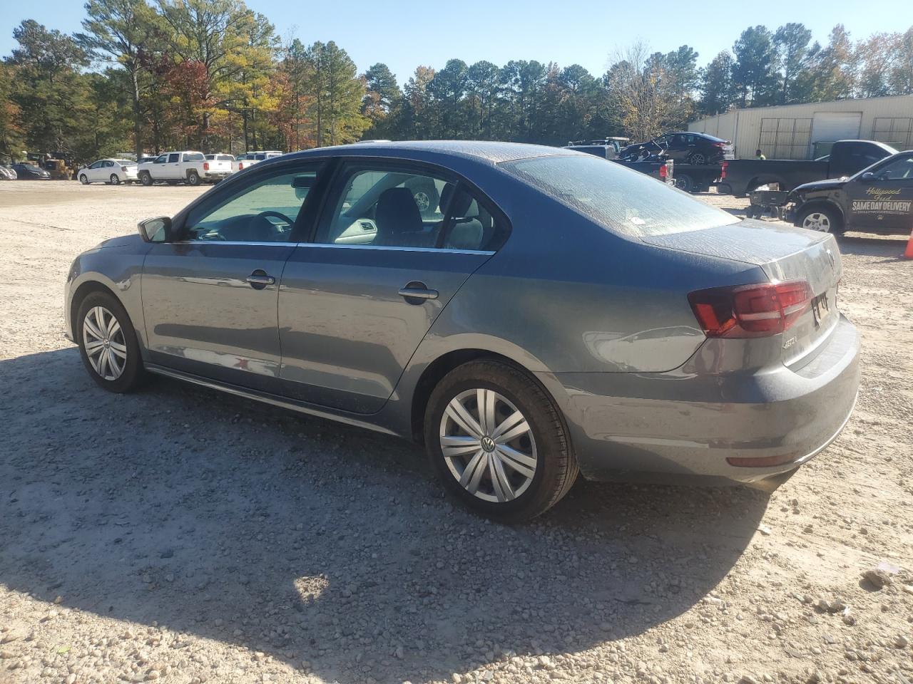 2017 Volkswagen Jetta - Image 2