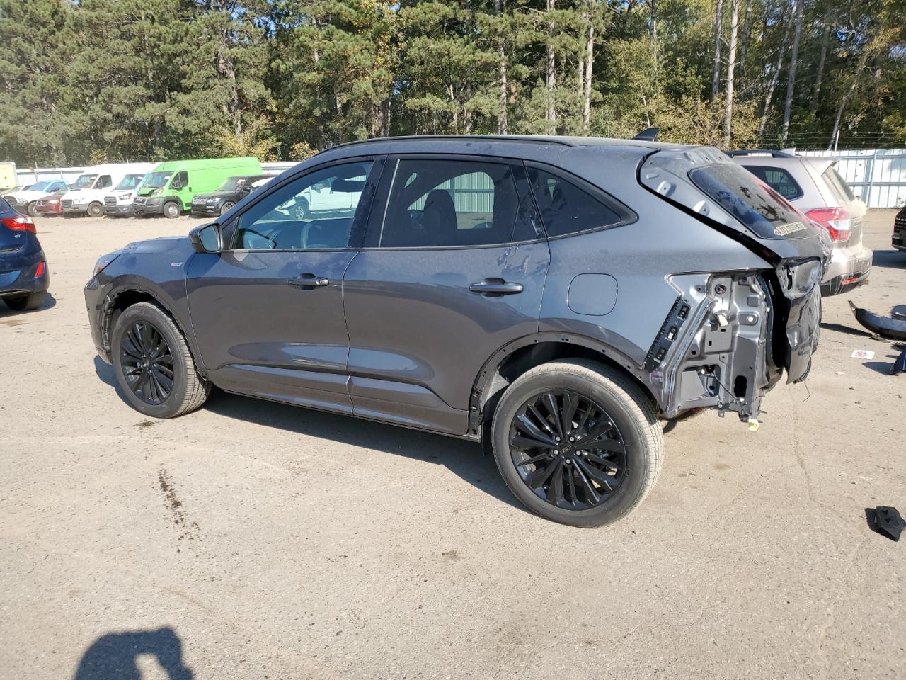 2023 Ford Escape - Image 2