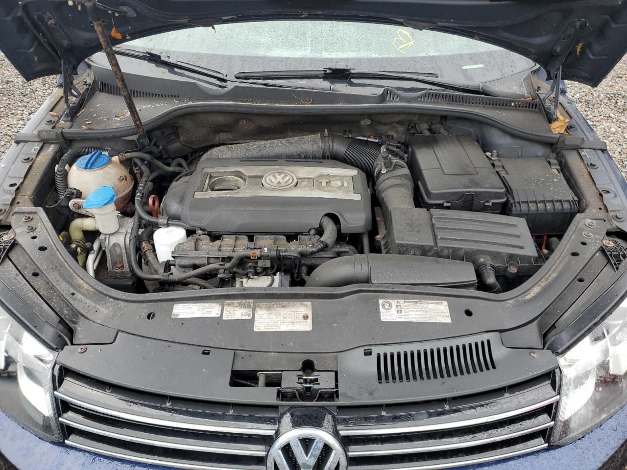 WVWFW7AH1CV011876 2012 Volkswagen Eos Lux