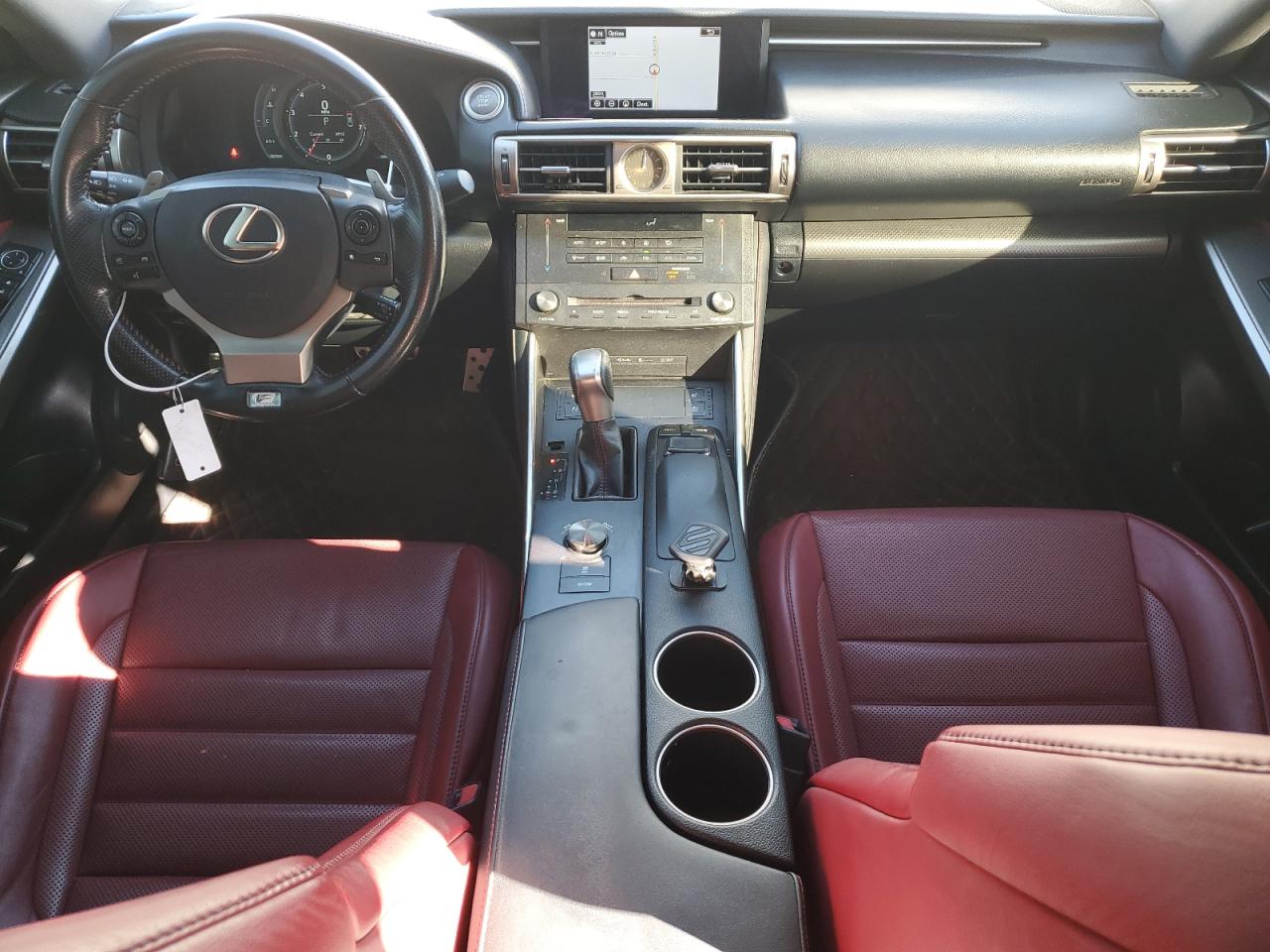 2016 Lexus IS - Image 8
