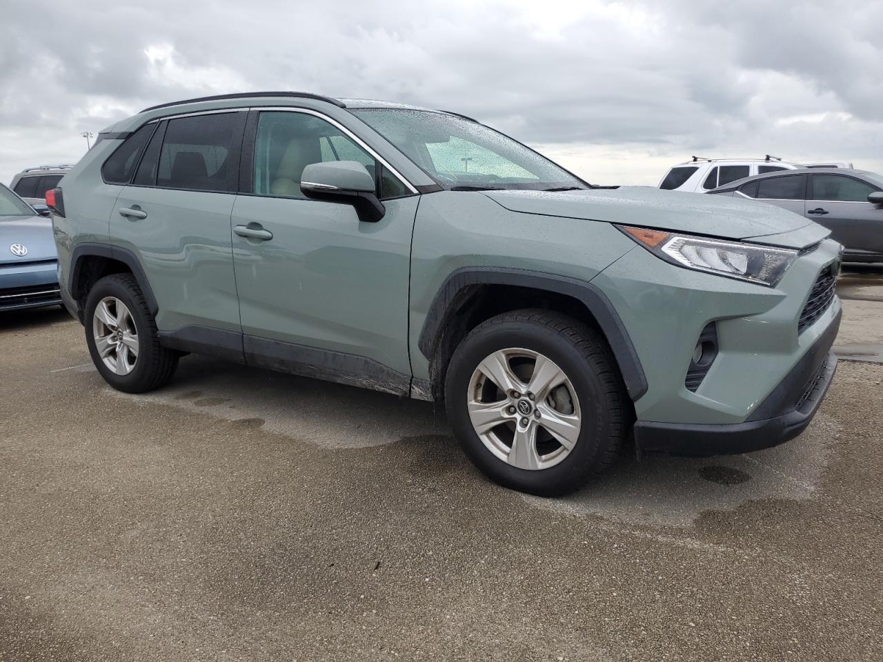 2020 Toyota RAV 4 - Image 4