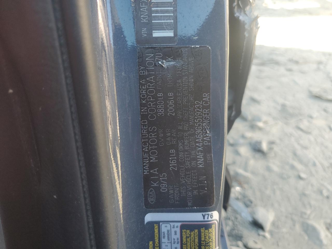 2016 Kia Forte - Image 12