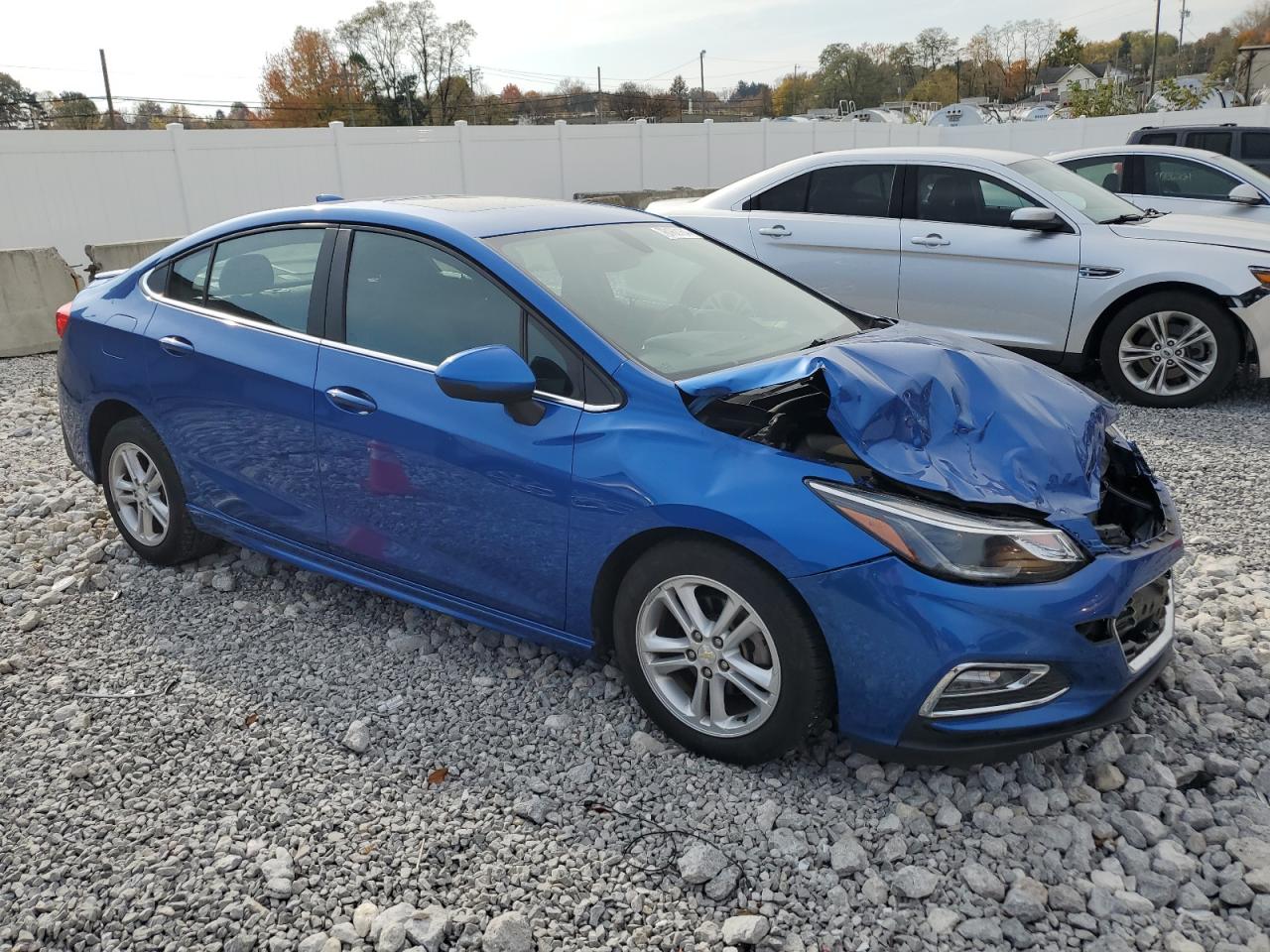 2016 Chevrolet Cruze - Image 4