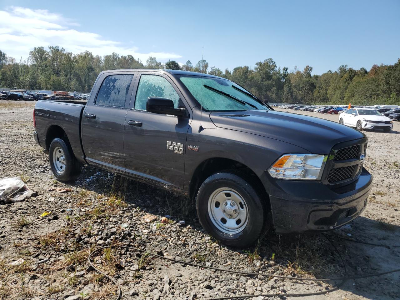 2020 RAM 1500 - Image 4