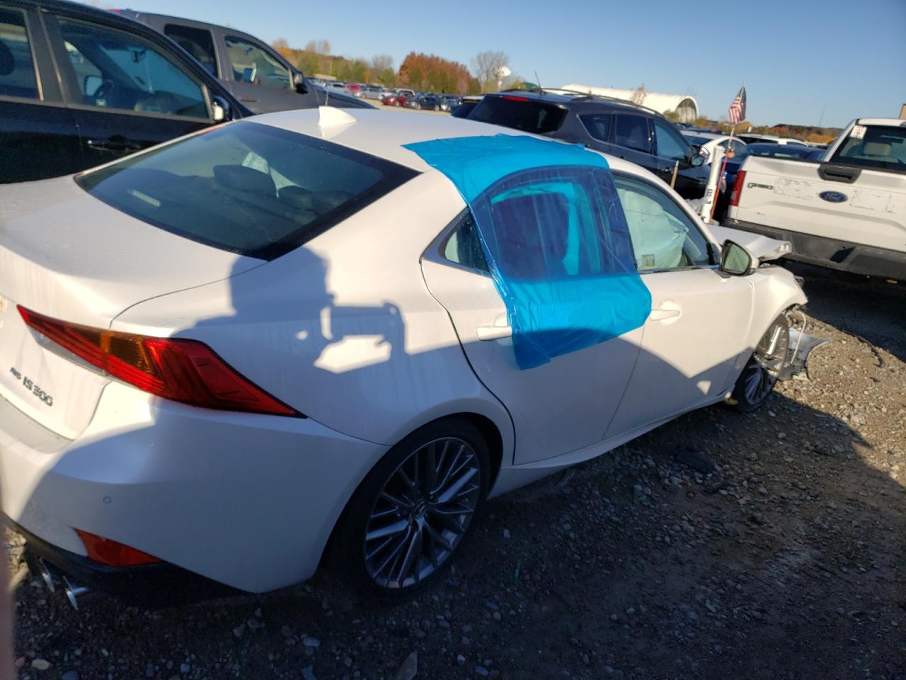 2019 Lexus IS - Image 3