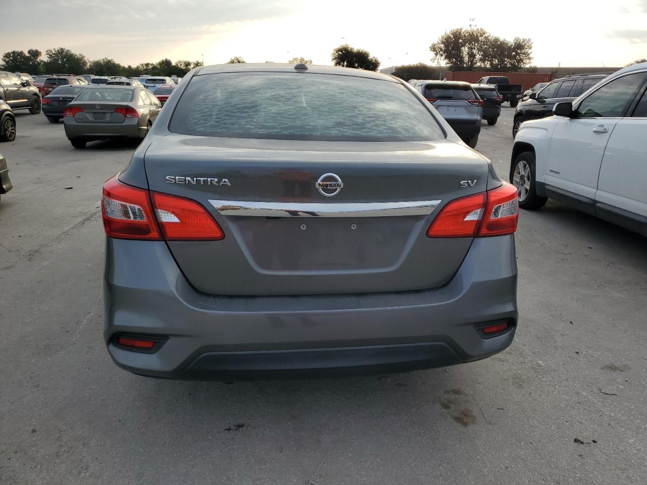 3N1AB7AP2JL631701 2018 Nissan Sentra S