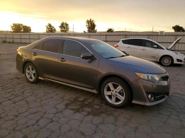  TOYOTA CAMRY 2013 Szary