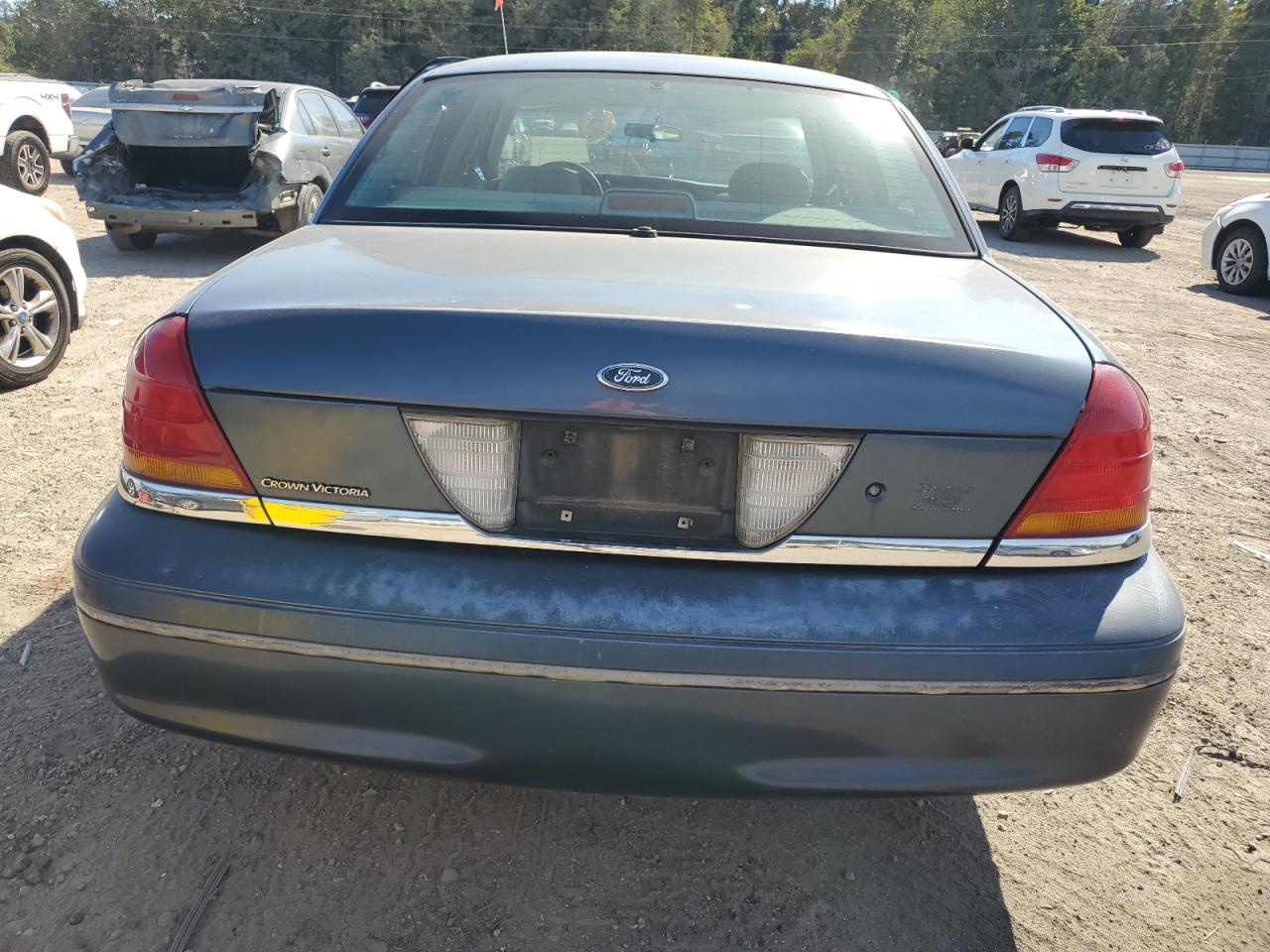 1998 Ford Crown Victoria - Image 6