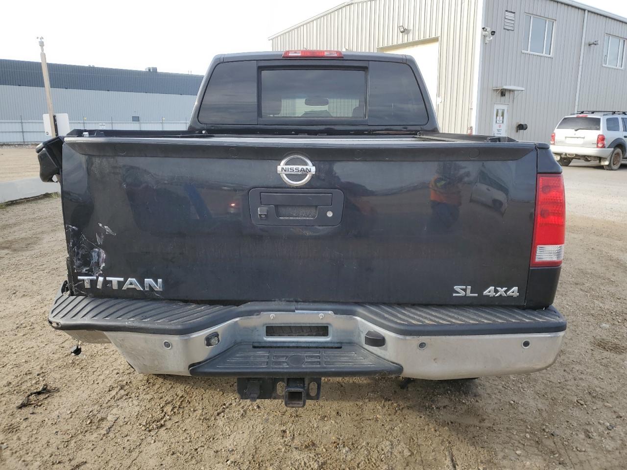 2013 Nissan Titan - Image 6