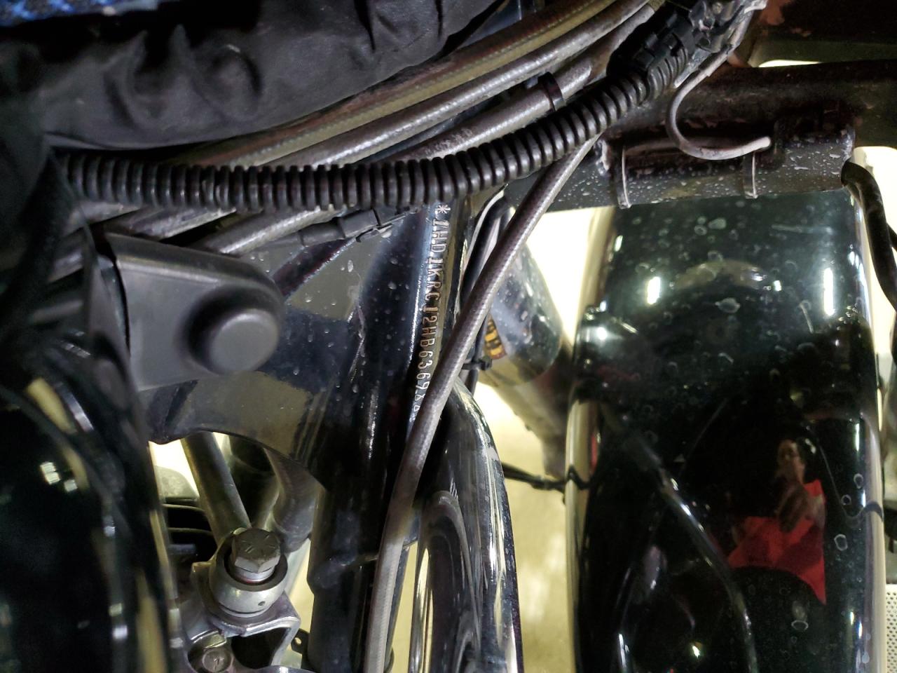 2017 Harley-Davidson Flhxs Street Glide Special VIN: 1HD1KRC12HB636988 Lot: 73392184