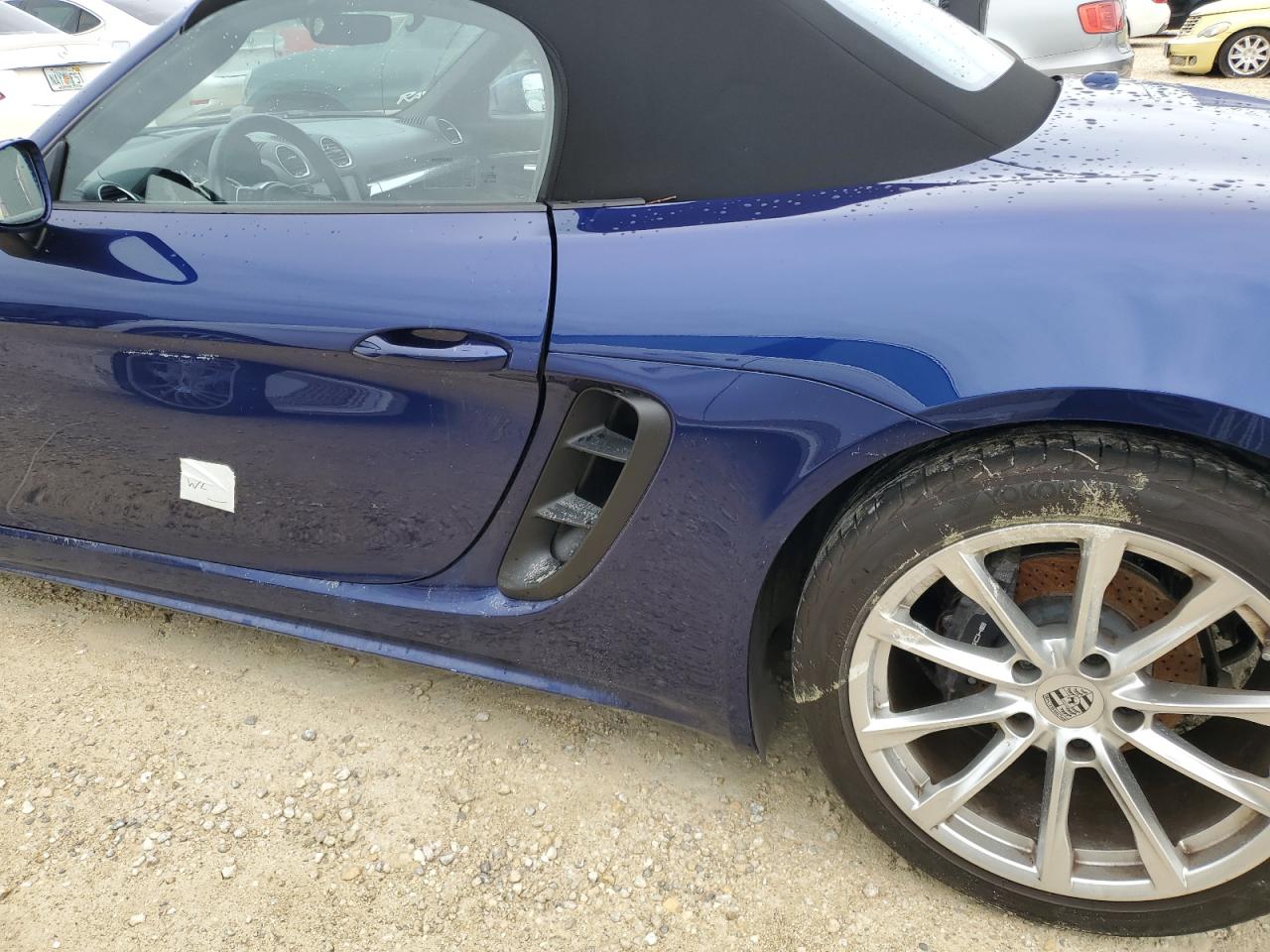 WP0CA2A85MS210260 2021 Porsche Boxster Base