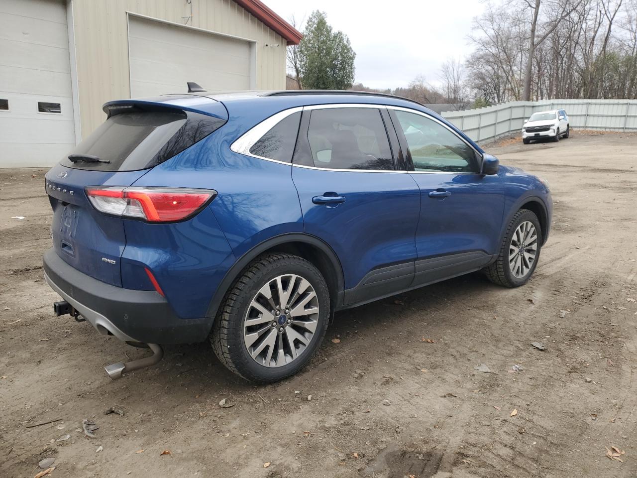 2022 Ford Escape - Image 3