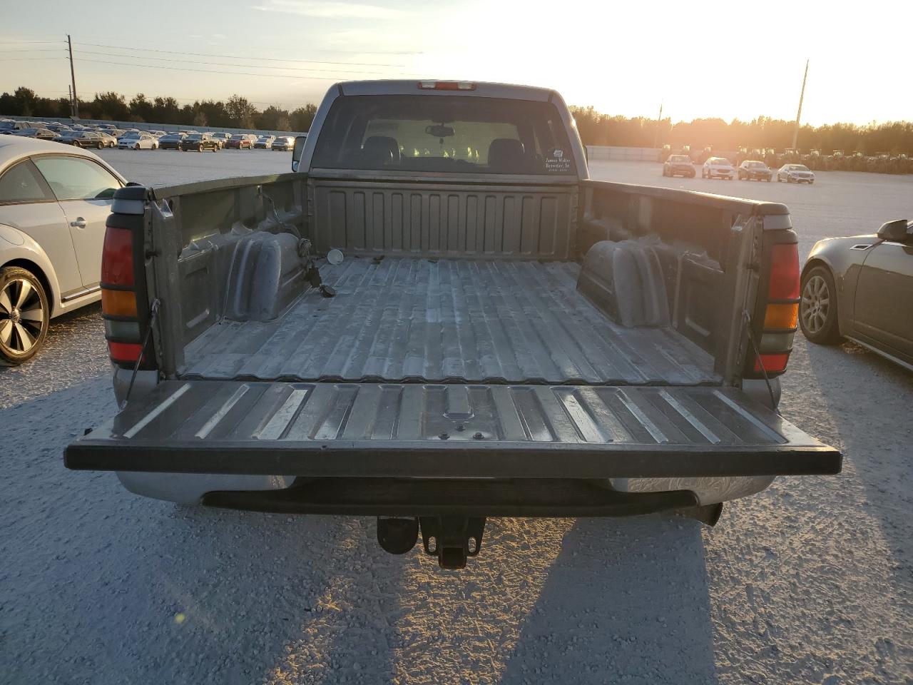 2006 Chevrolet Silverado K3500 VIN: 1GCJK33DX6F142117 Lot: 76250014