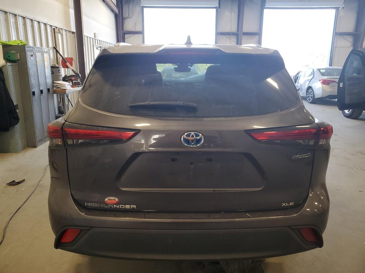 2021 Toyota Highlander - Image 6