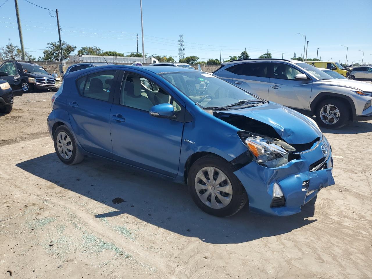 VIN JTDKDTB39D1057688 2013 TOYOTA PRIUS no.4